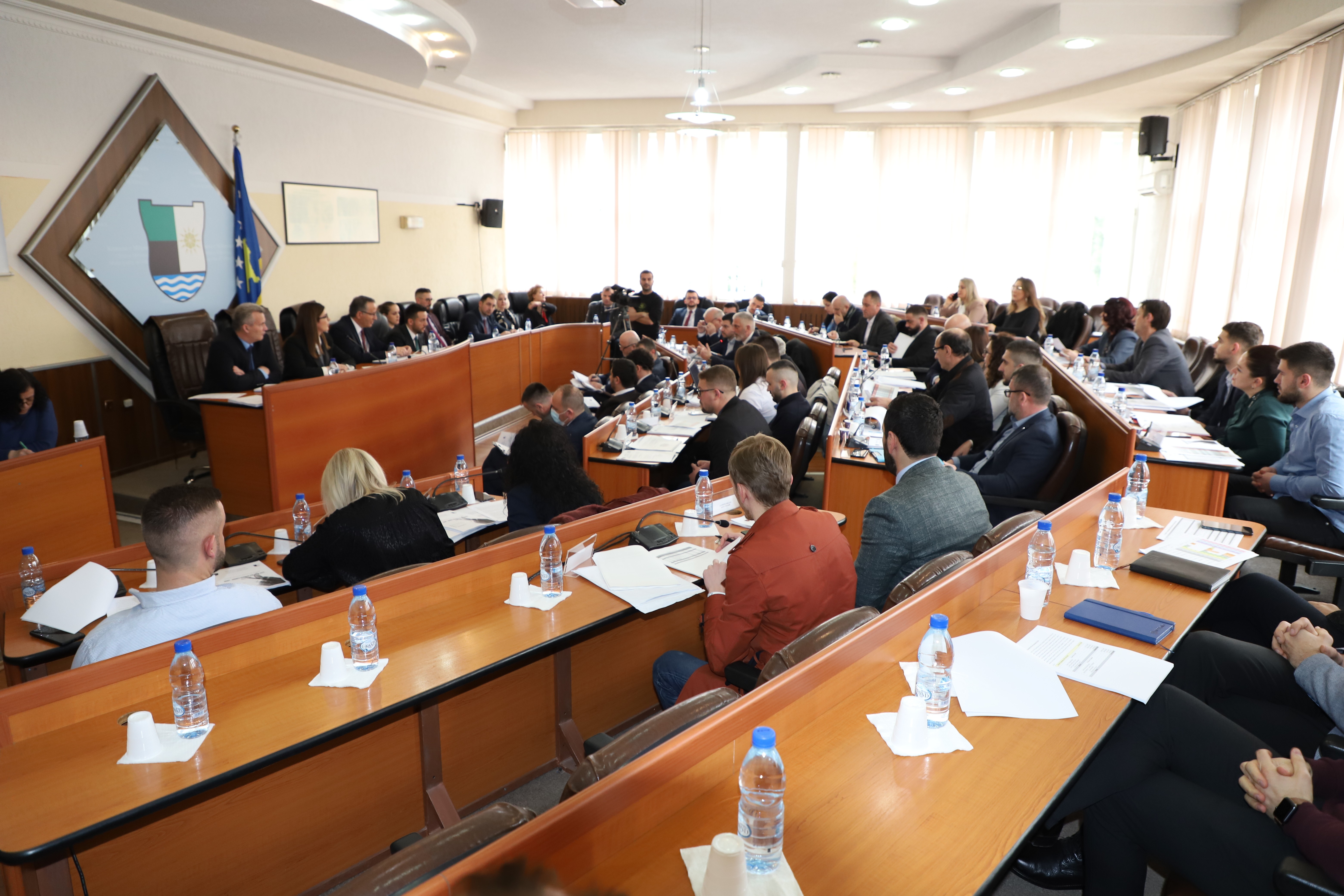 Kuvendi Komunal i Mitrovicës miratoi Buxhetin Komunal për vitin 2022