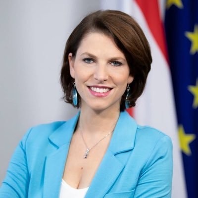 Ministrja Edtstadler ri-konfirmoi përkrahjen për Kosovën në liberalizimin e vizave