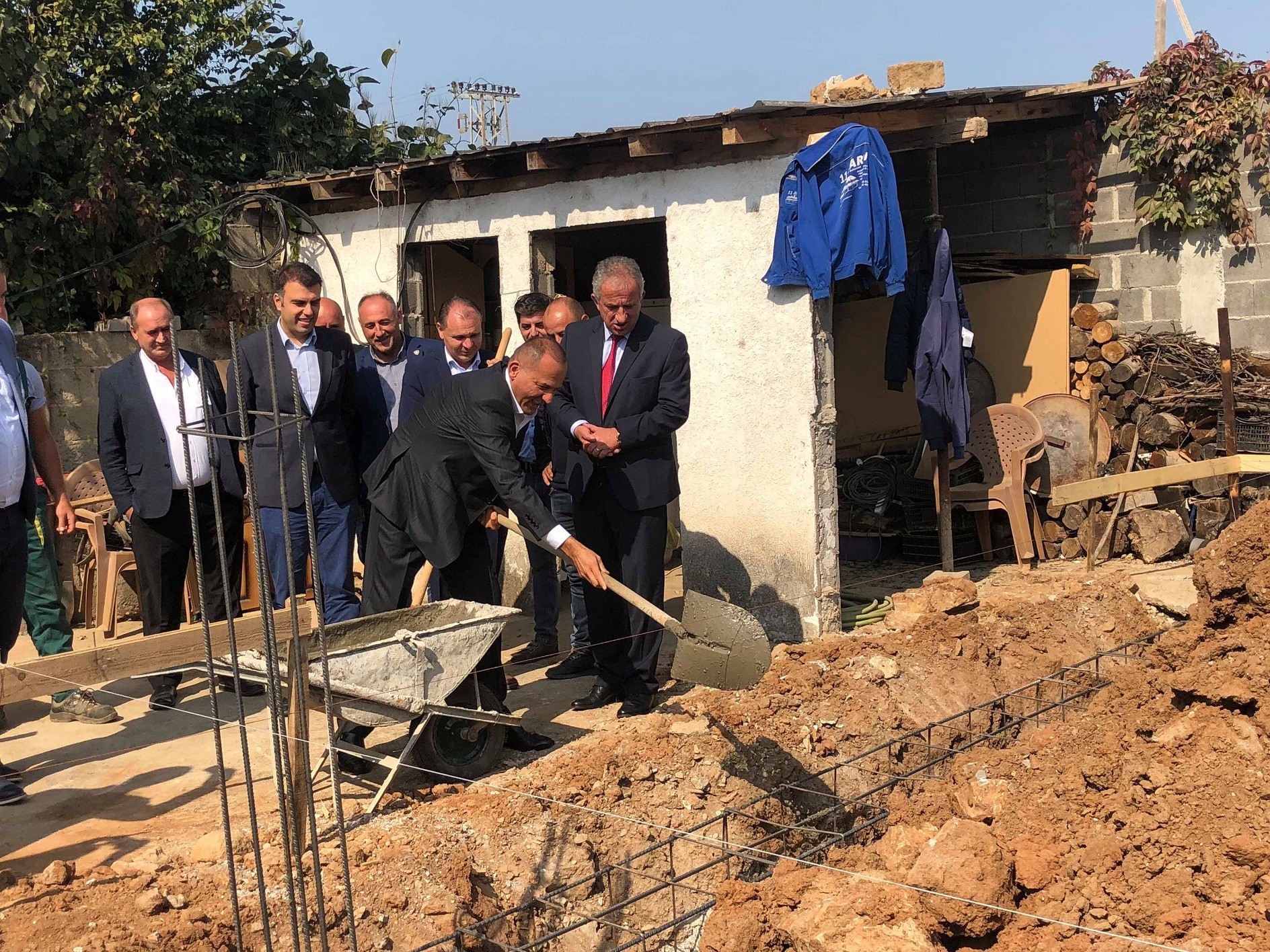 Klubi i Prodhuesve të Kosovës përkrah ndërtimin e shtëpisë në Suharekë