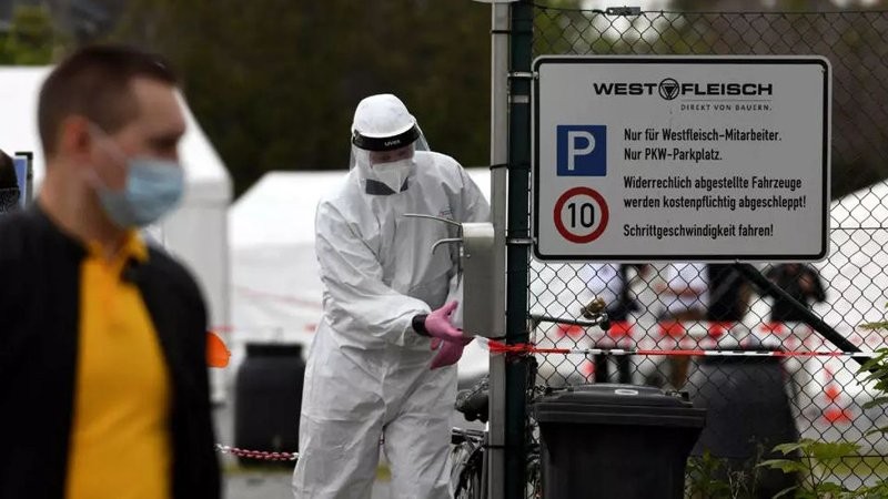 Shpërthimi i koronavirusit në Gjermani kërcënon izolimin e vendit