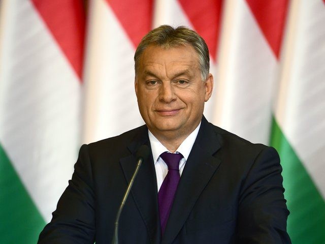 Hungaria nuk i do emigrantët, mbrojtja e kufirit i ka kushtuar 1 miliard euro