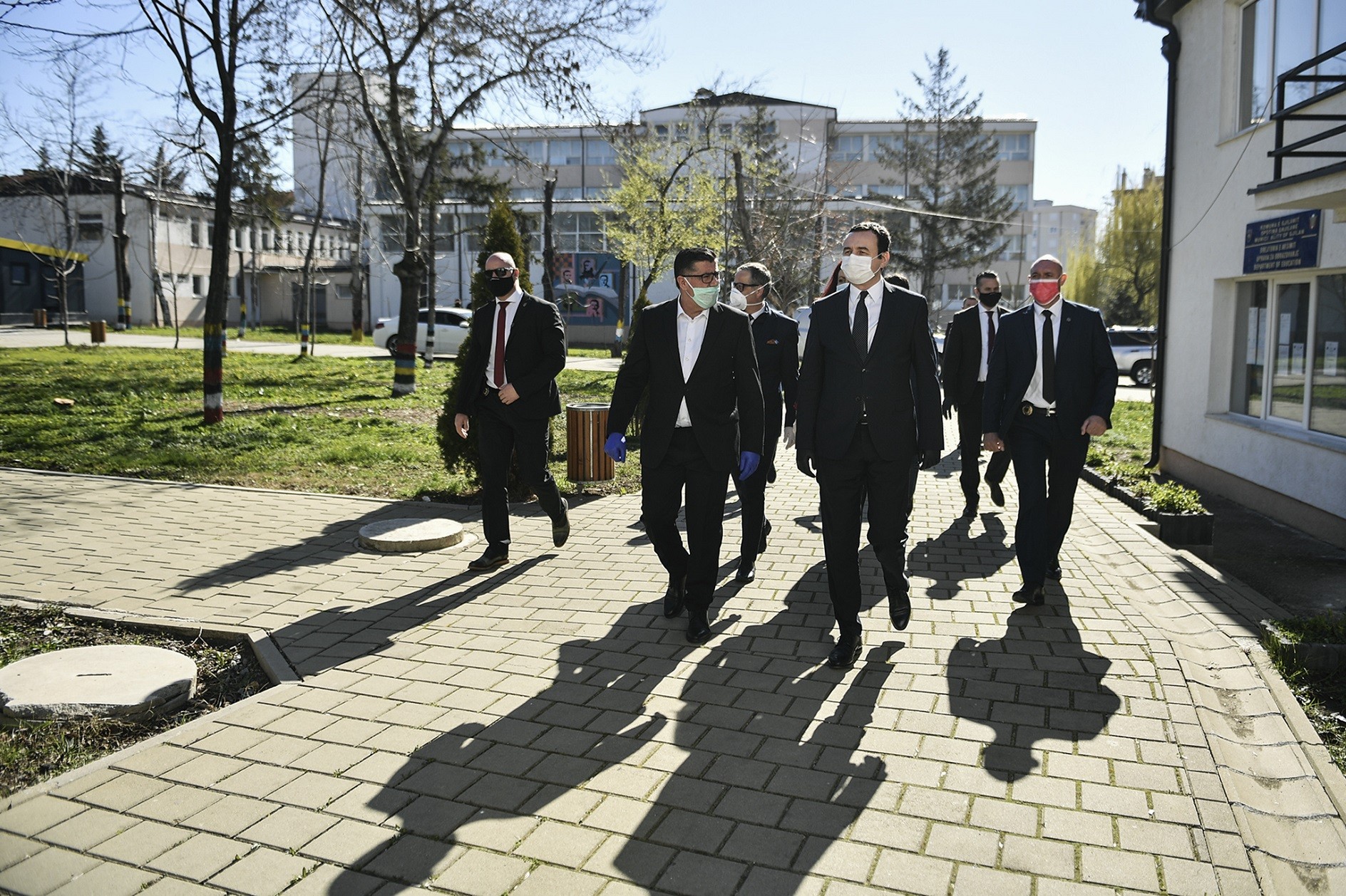 Kryeministri Kurti vizitoi komunat e Gjilanit dhe Dardanës