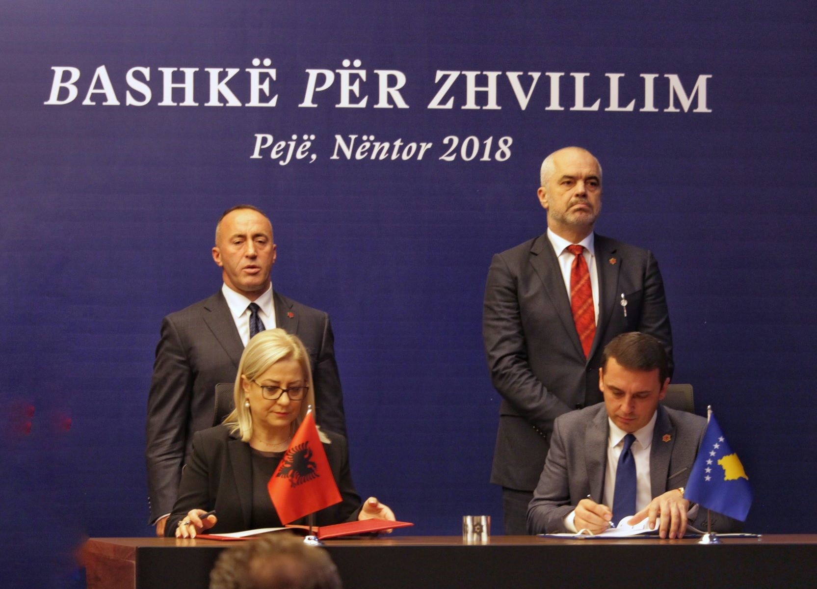 Kosova dhe Shqipëria nënshkruajnë marrëveshje për bashkëpunimin e të rinjve