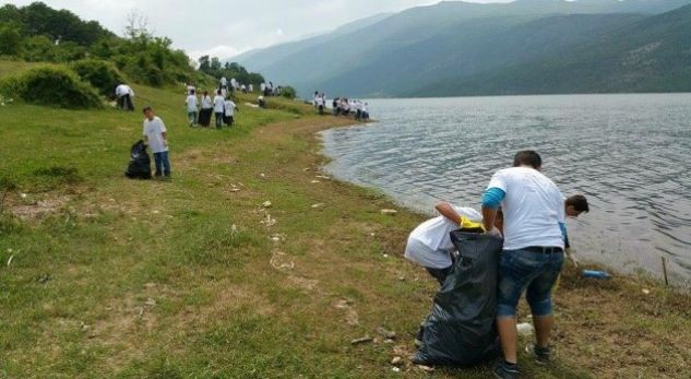 FIQ me aksion për pastrimin e mbeturinave në liqenin e Vërmicës