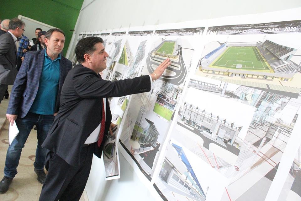 Haziri nënshkruan kontratën për rindërtimin e Stadiumit të Gjilanit