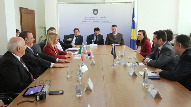 Ministri Ismajli priti  një delegacion nga Trento e Italisë  