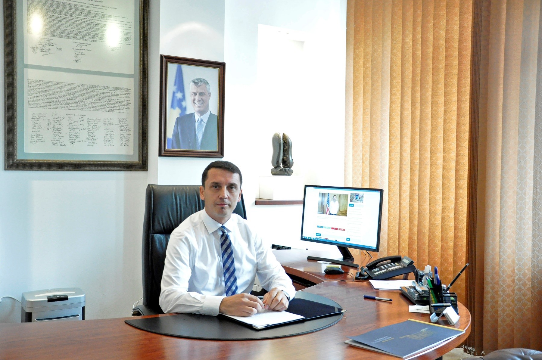Ministri Gashi të inspektojnë punimet në Palestrën e Sportit në Rahovec