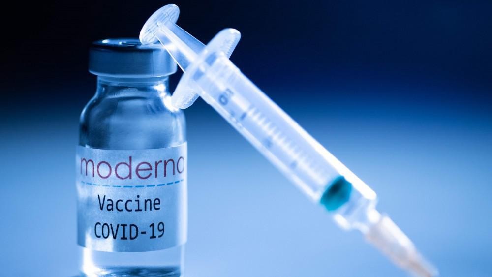 Vaksina e Modernës është efektive për të paktën 6 muaj 