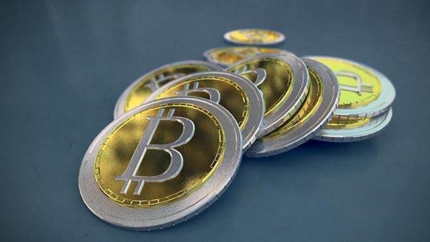 Bitcoin arrinë vlerën në mbi 12 mijë dollarë