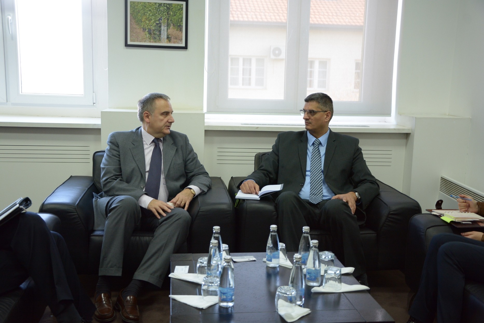 Ambasadori Sardi rikonfirmoi mbështetjen për zhvillimin e bujqësisë në Kosovë