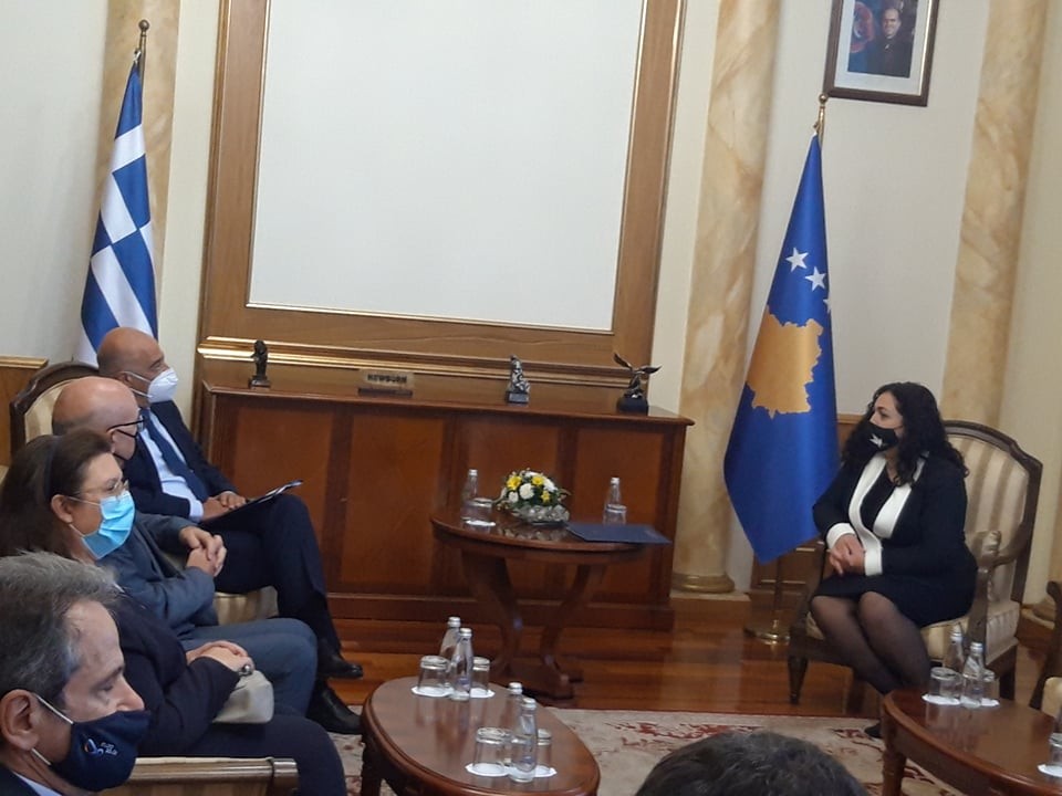 Ministri i Jashtme i Greqisë, Nikos Dendias do të vizitojë sot Kosovën