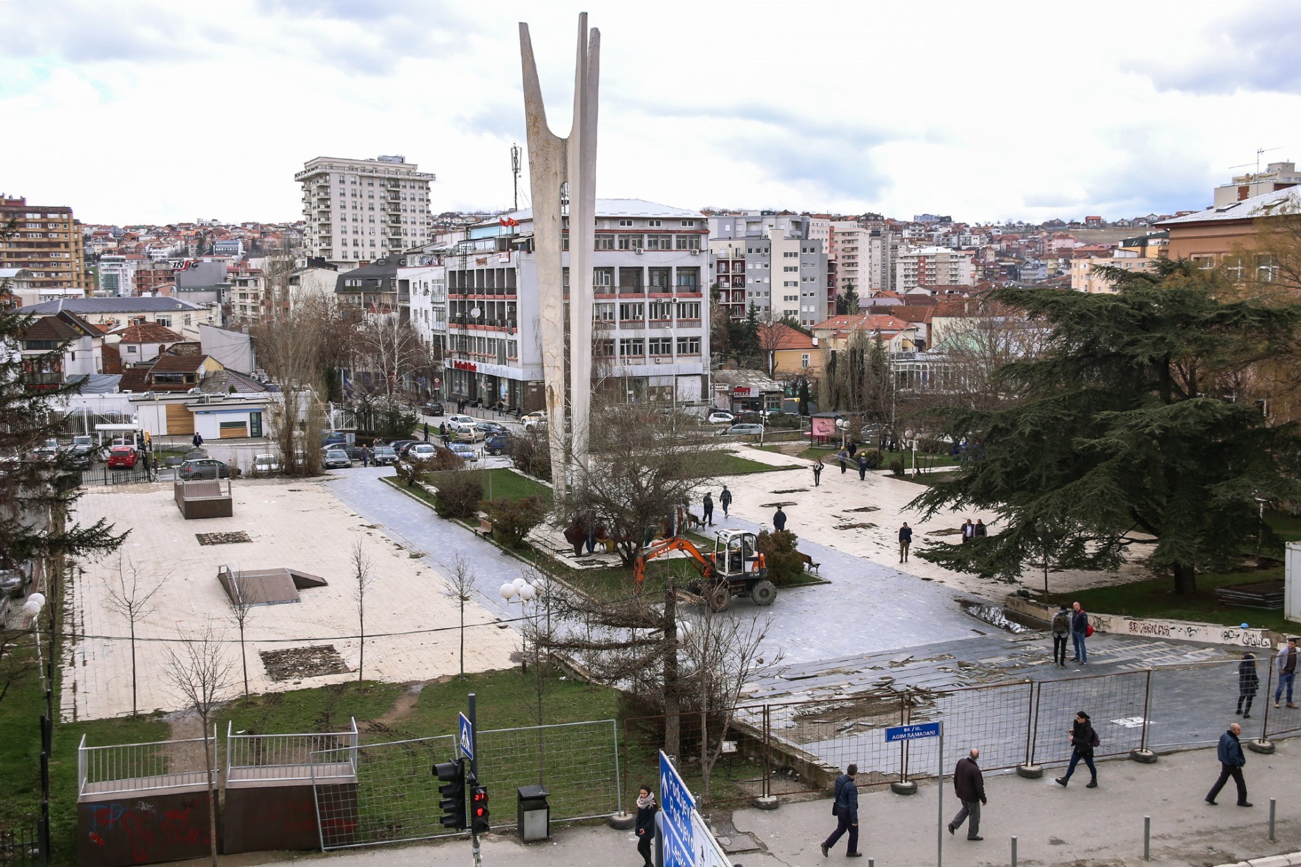 Nisin punimet për rregullimin e sheshit "Adem Jashari" në Prishtinë