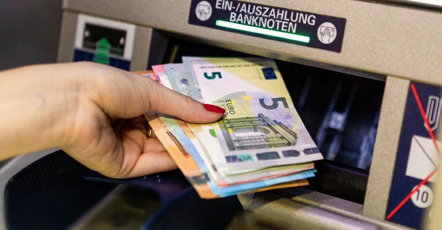 Zvicra një nder vendet me pagat më të larta në botë