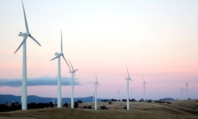 BERZH i nënshkruan kredinë 18 milionë euro parkut energjetik me erë të Kitkës