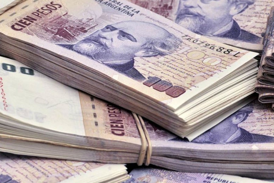 Argjentina ashpërson masat për stabilizimin e pesos