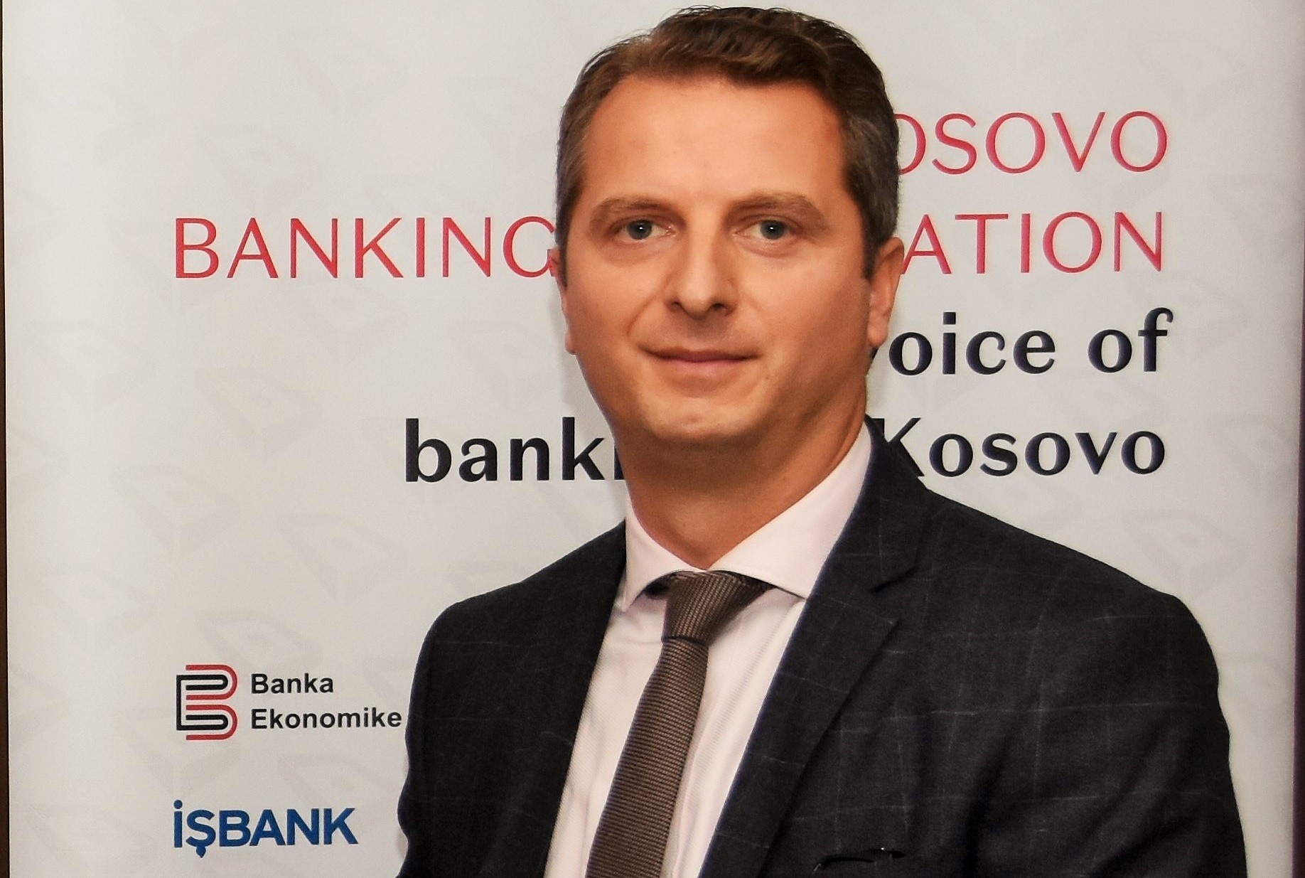 Qasja në financim nga bankat e Kosovës më e larta në rajon 