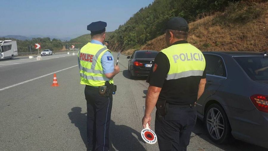 Policia e Kosovës dhe Policia e Shqipërisë nga sot nisin patrullimet e përbashkëta 