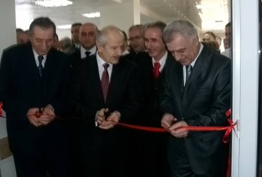 Presidenti Sejdiu përuroi Klinikën e rinovuar të Neurologjisë