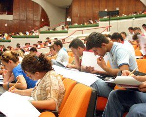 LDK: Qeveria po falsifikon edhe provimin e matures