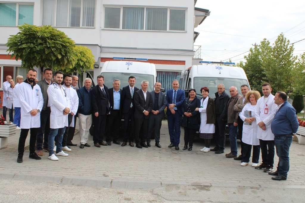 Shërbimi i urgjencës në Gjilan bëhet me dy autoambulanta të reja