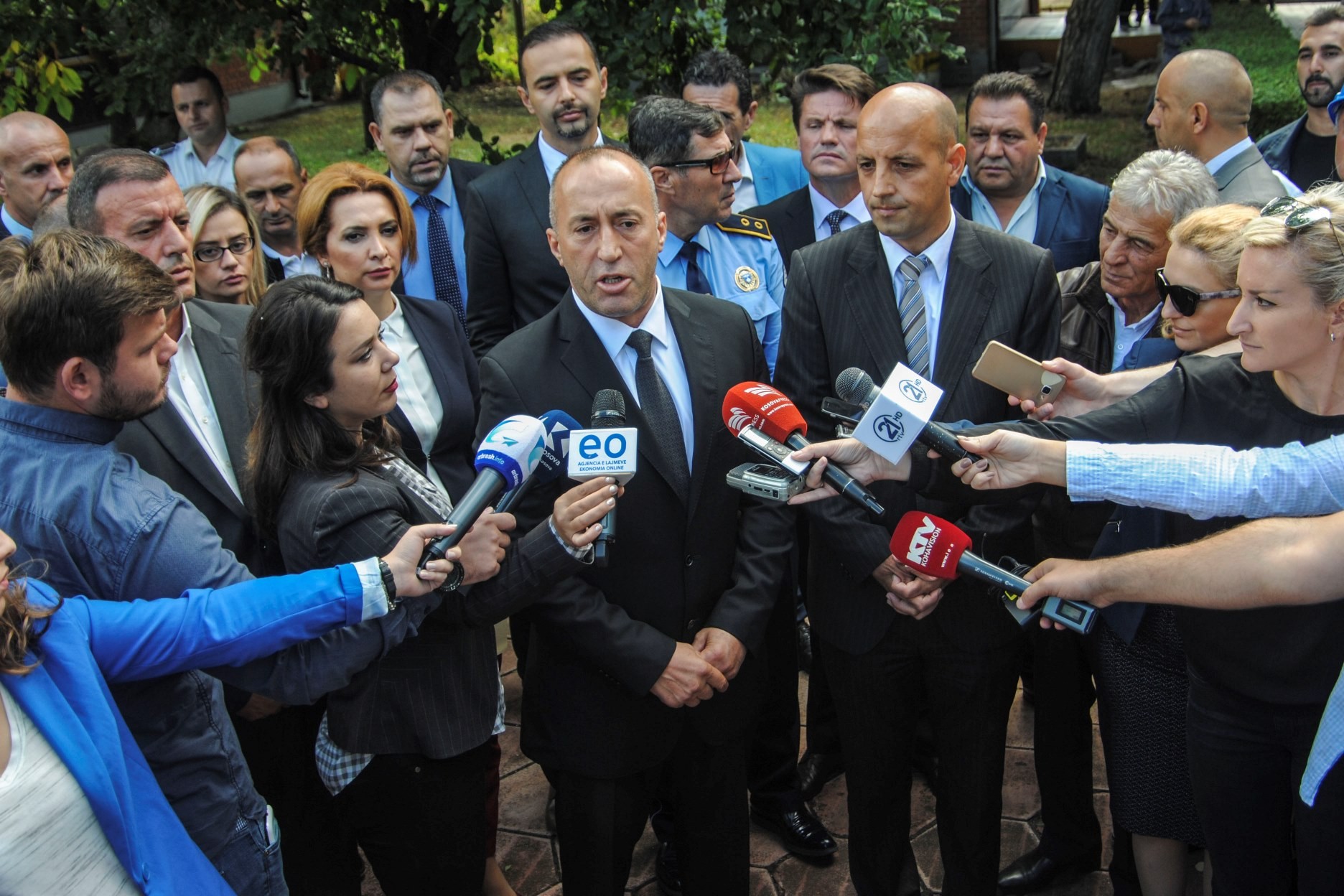 Haradinaj premton zgjidhje të shpejtë për banorët e Hades dhe Shipitullës