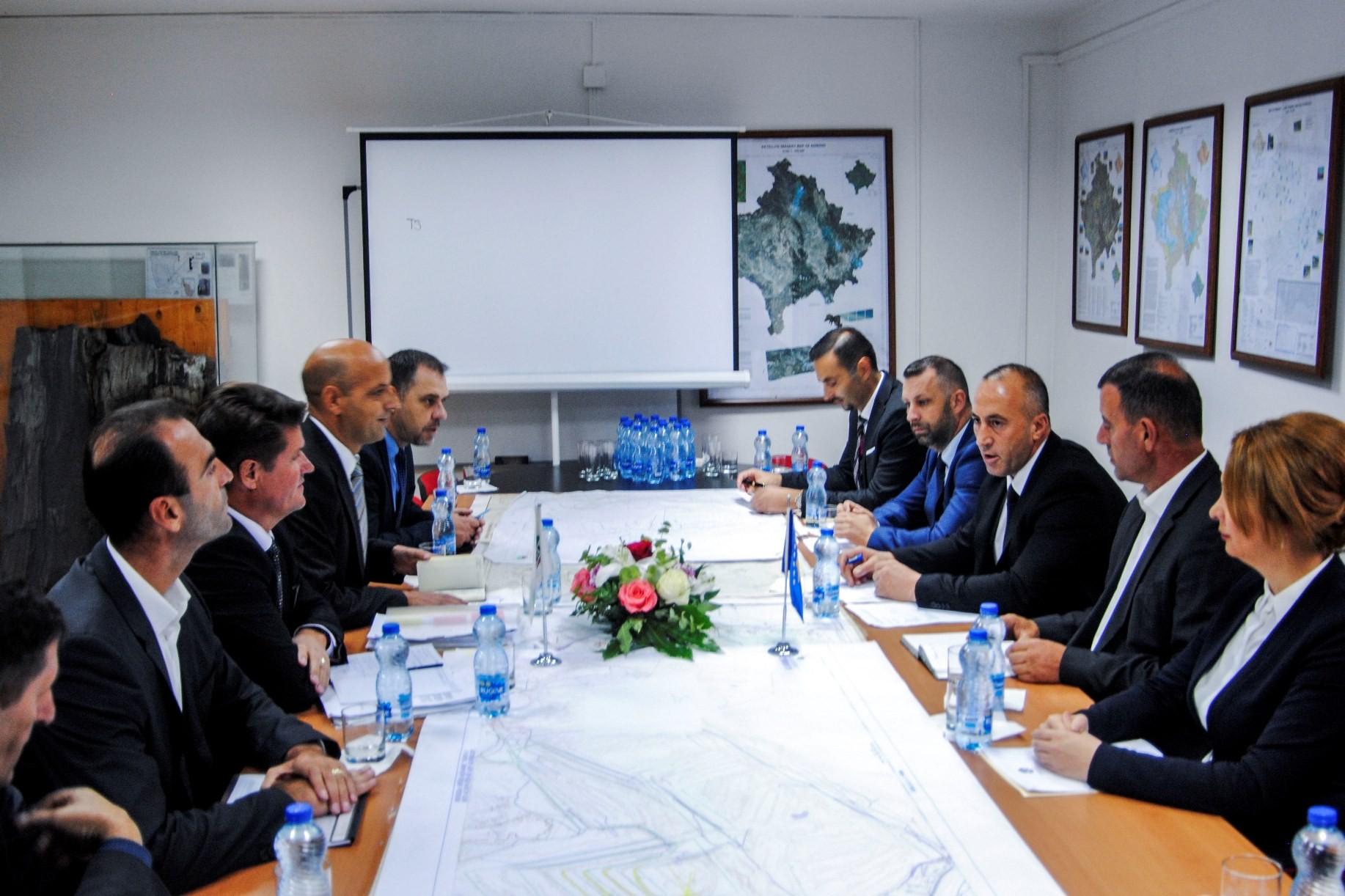 Haradinaj premton zgjidhje të shpejtë për banorët e Hades dhe Shipitullës