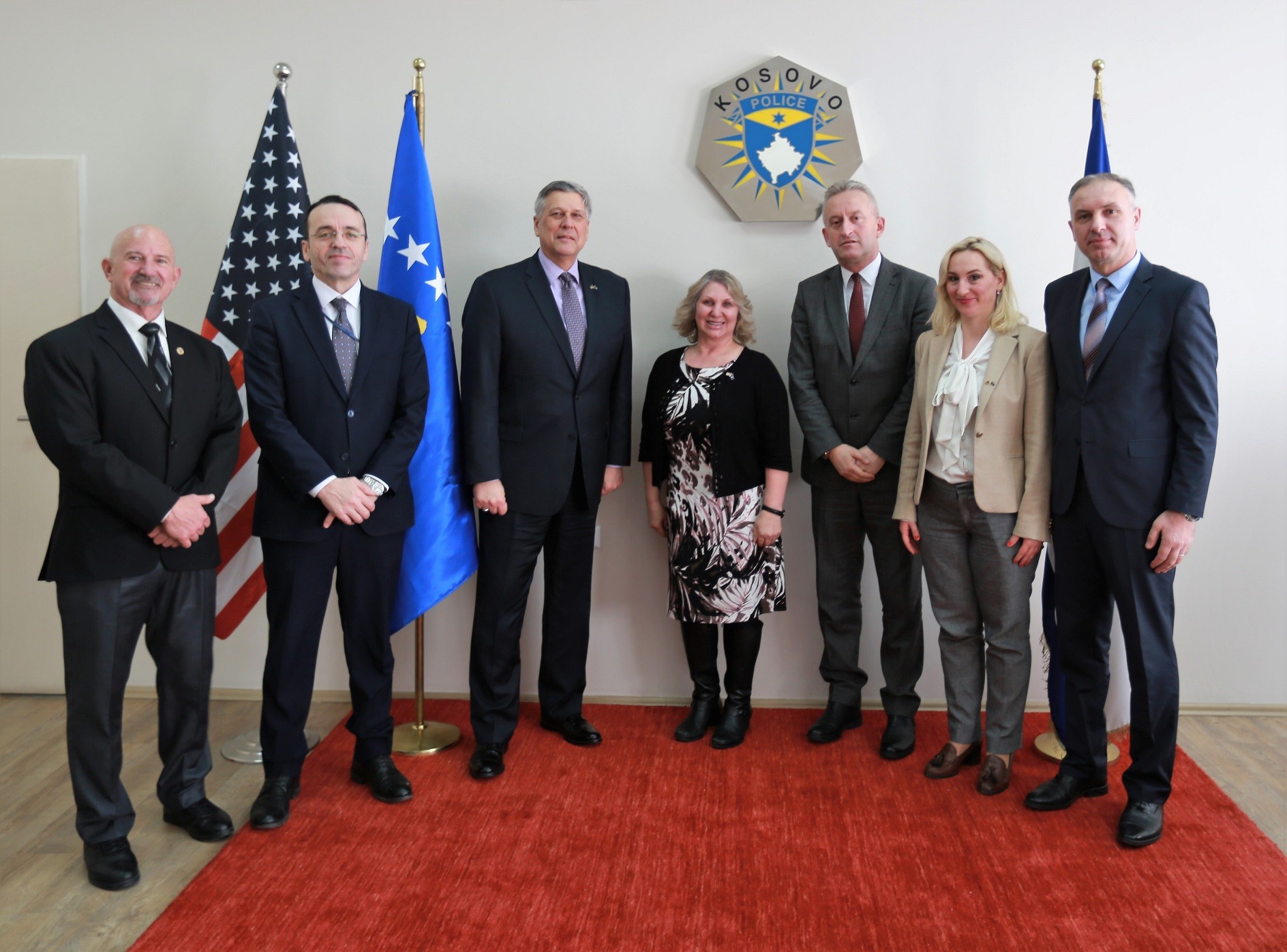 Kosnett konfirmoi mbështetjen e SHBA-së ndaj Policisë së Kosovës