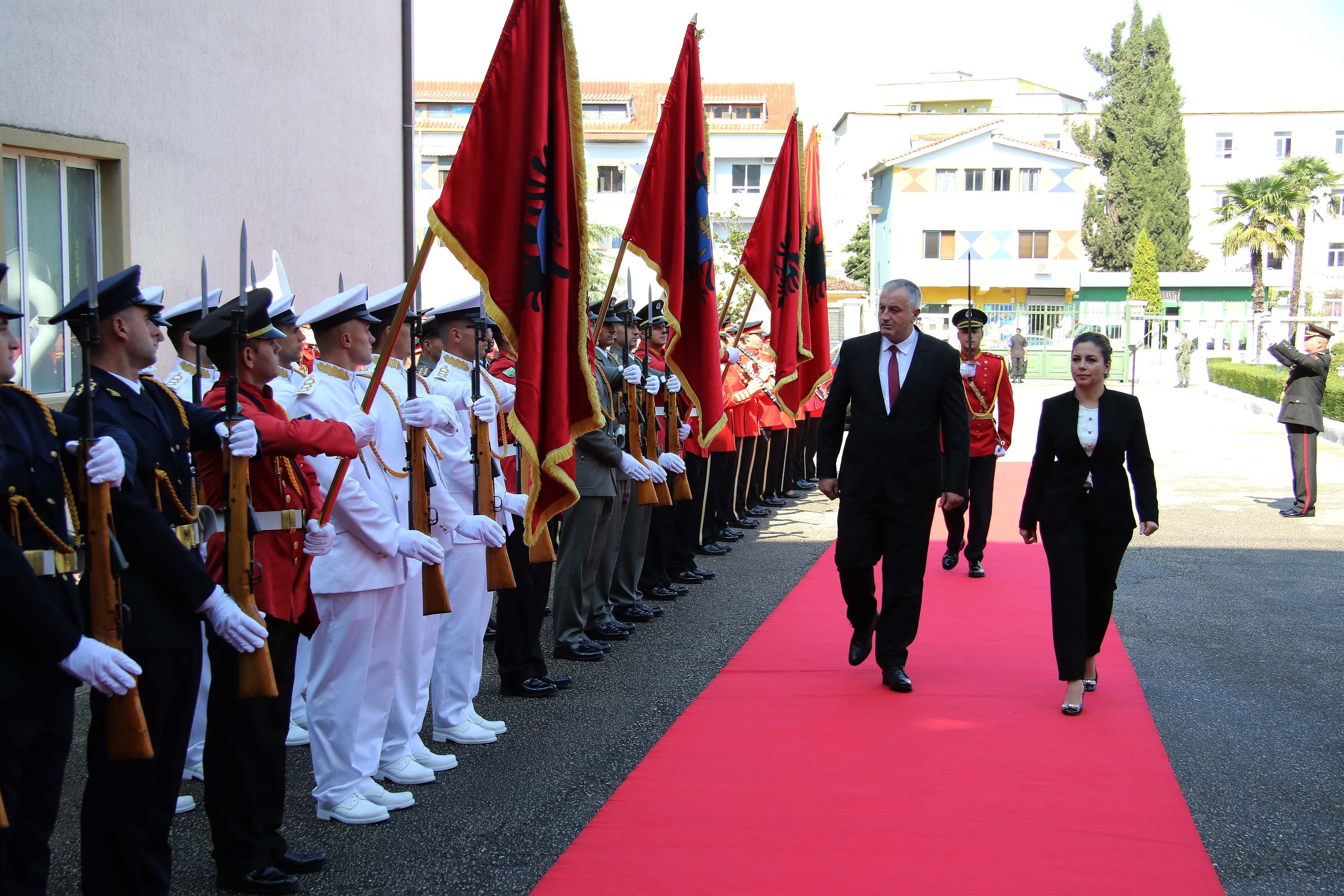 Berisha kërkoi nga Shqipëria përkrahje për integrimin në NATO