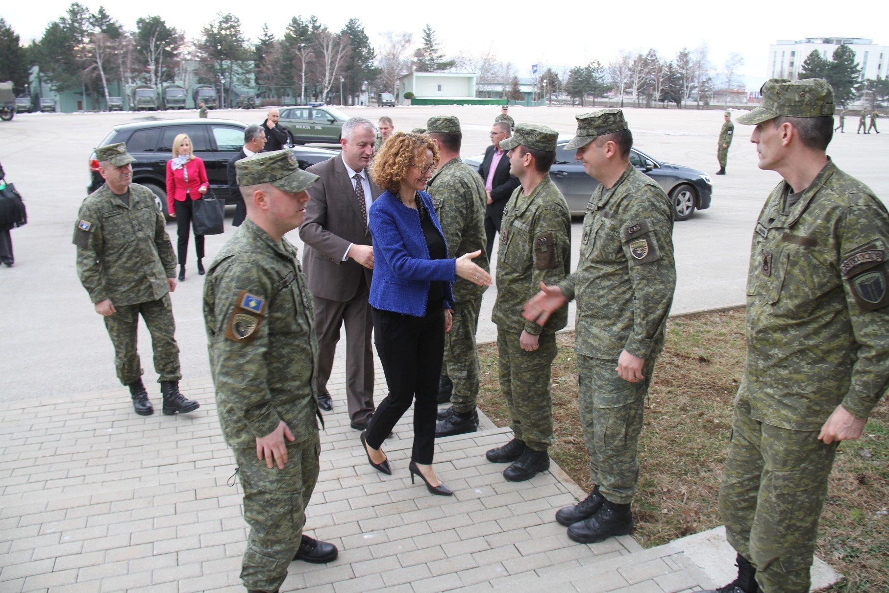 Ministrja e Mbrojtjes së Maqedonisë Radmila Shekerinska viziton MFSK-në