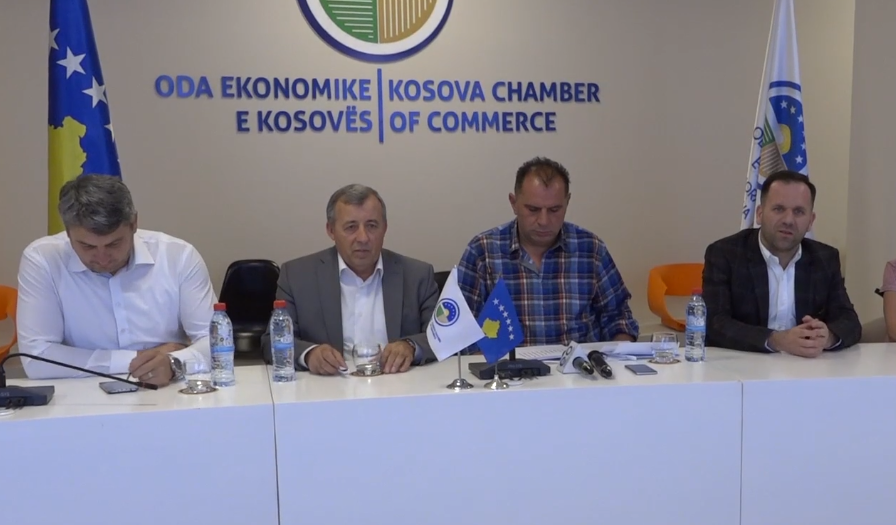 Eliminimi i barrierave rrit tregtinë mes Kosovës dhe Shqipërisë
