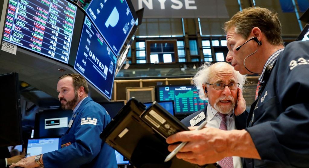 Tregjet amerikane të aksioneve pritet ta rimarrin veten pas një rënieje të thellë 