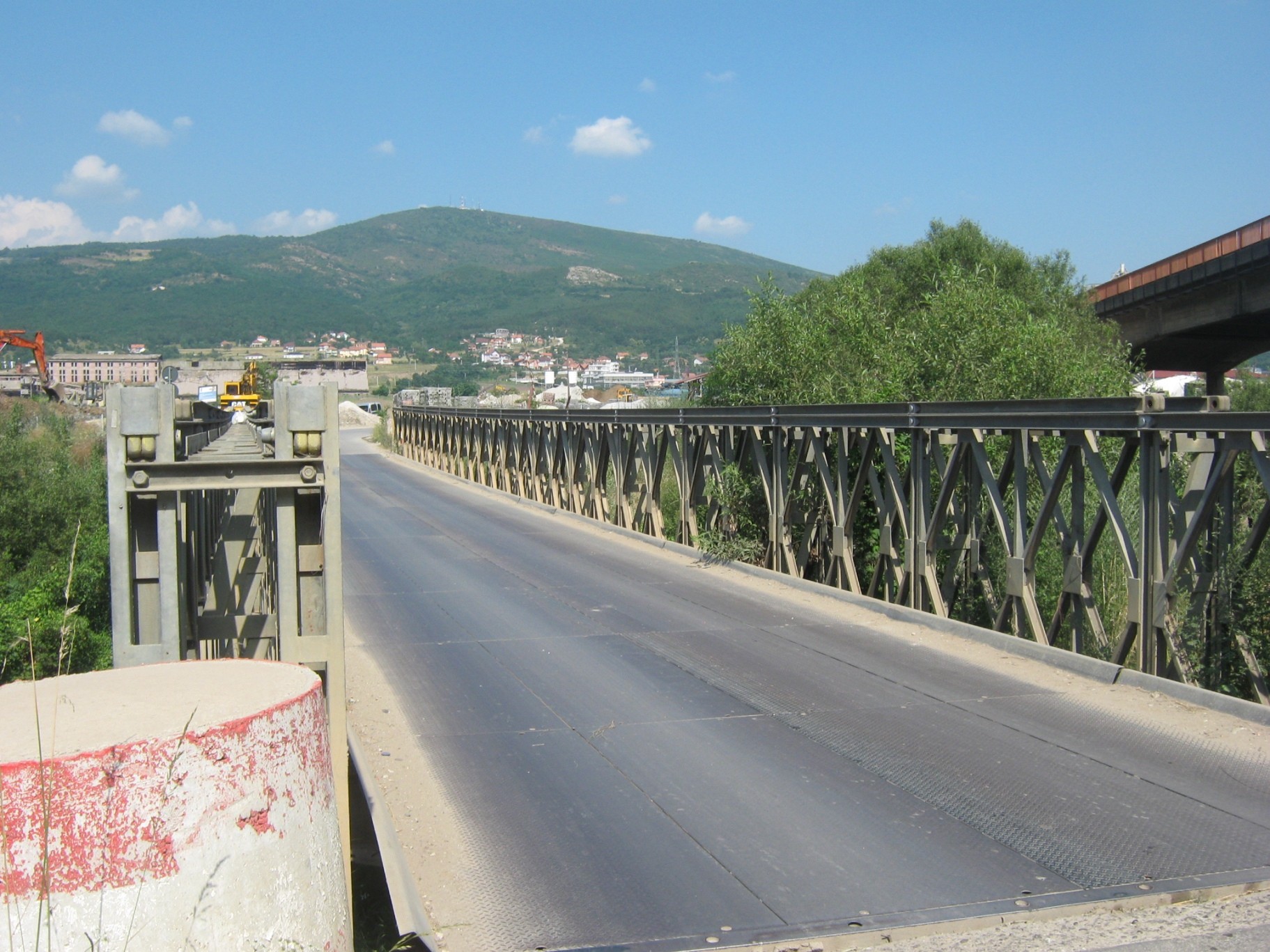 KFOR-i dhe FSK-ja e mbyllin urën në Mitrovicë