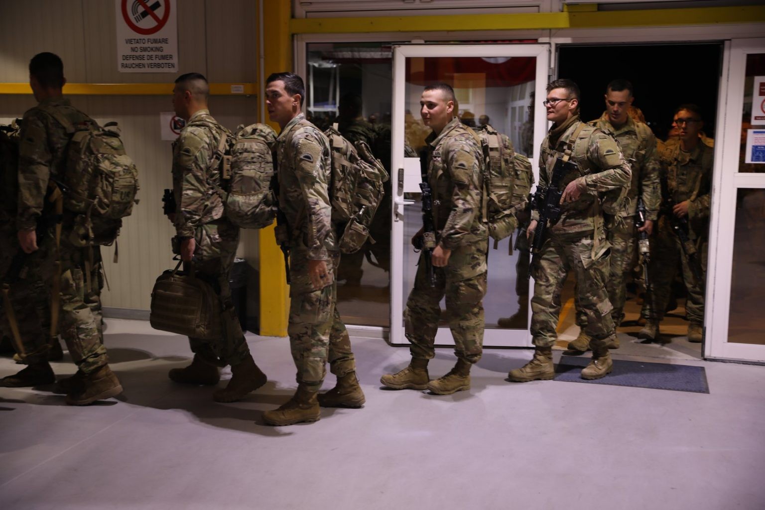 Ushtarë amerikanë zbarkojnë në Kosovë 