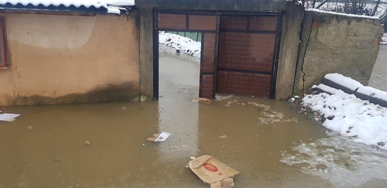Vërshimet në Gjakovë fatkeqësi të shkaktuara nga qeverisjet lokale dhe qendrore 