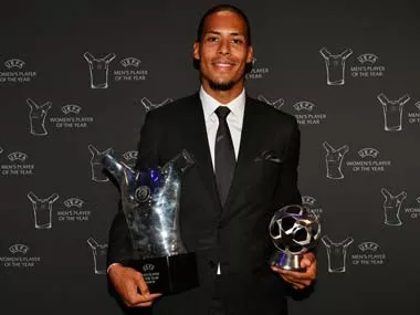 UEFA shpall Virgil Van Dijk lojtarin më të mirë të vitit