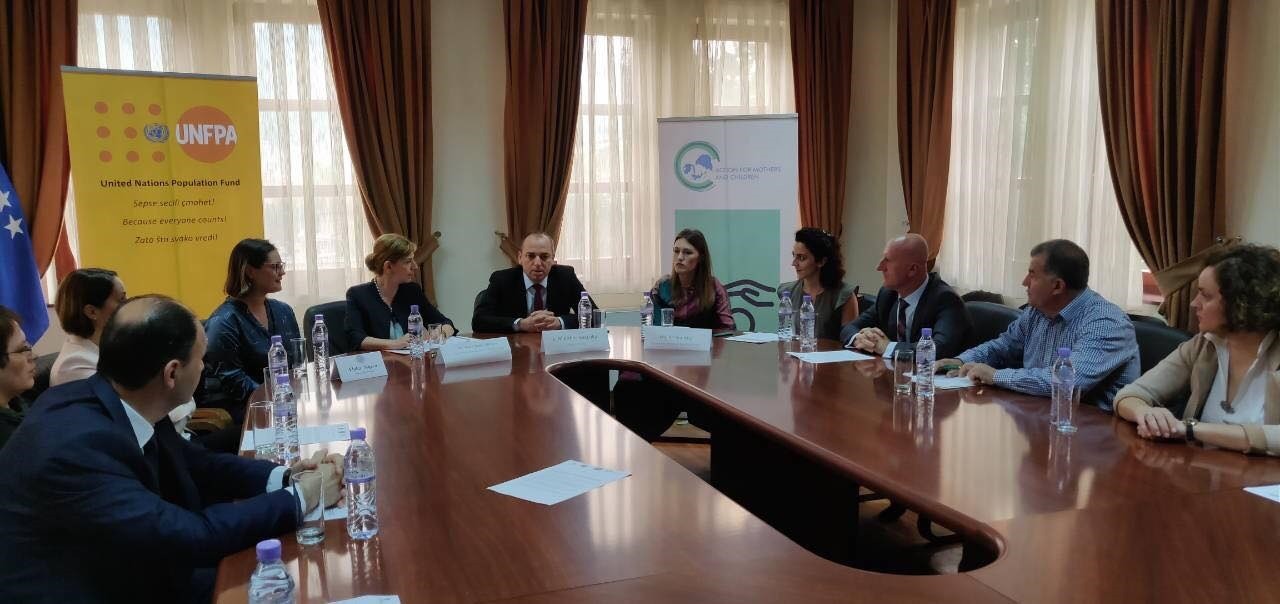 Në Prizren lansohet programi i skriningut të kancerit të qafës së mitrës 