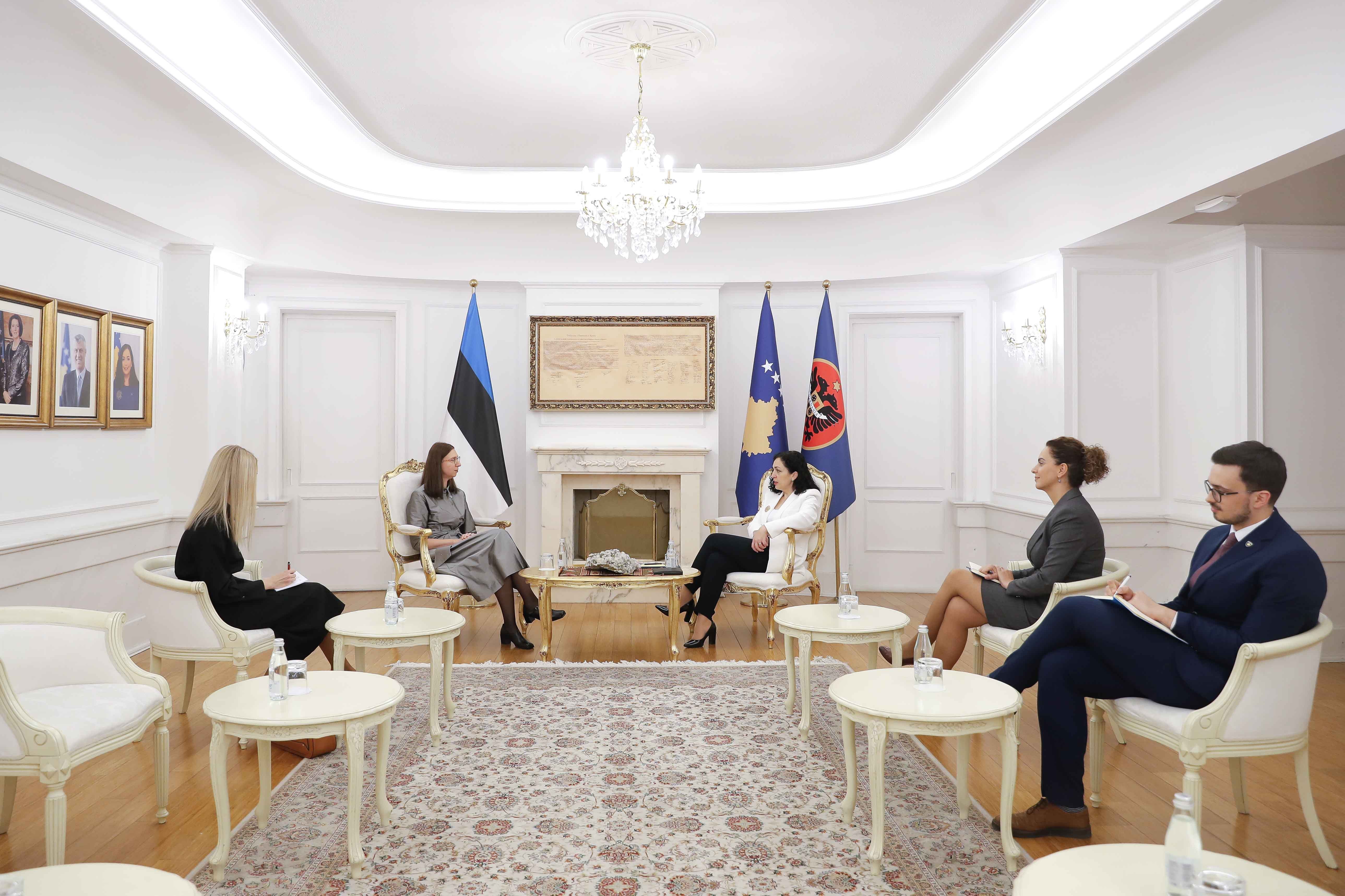 Presidentja Osmani pranoi letrat kredenciale nga ambasadorja e Estonisë