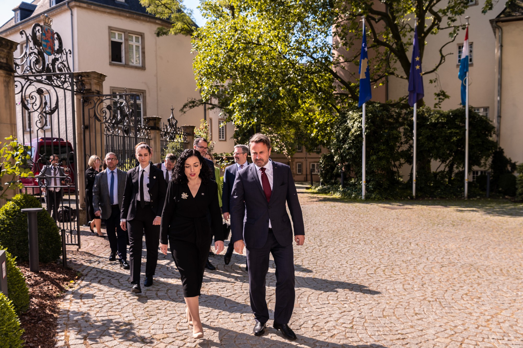Presidentja Osmani u prit në takim nga kryeministri i Luksemburgut, Xavier Bettel
