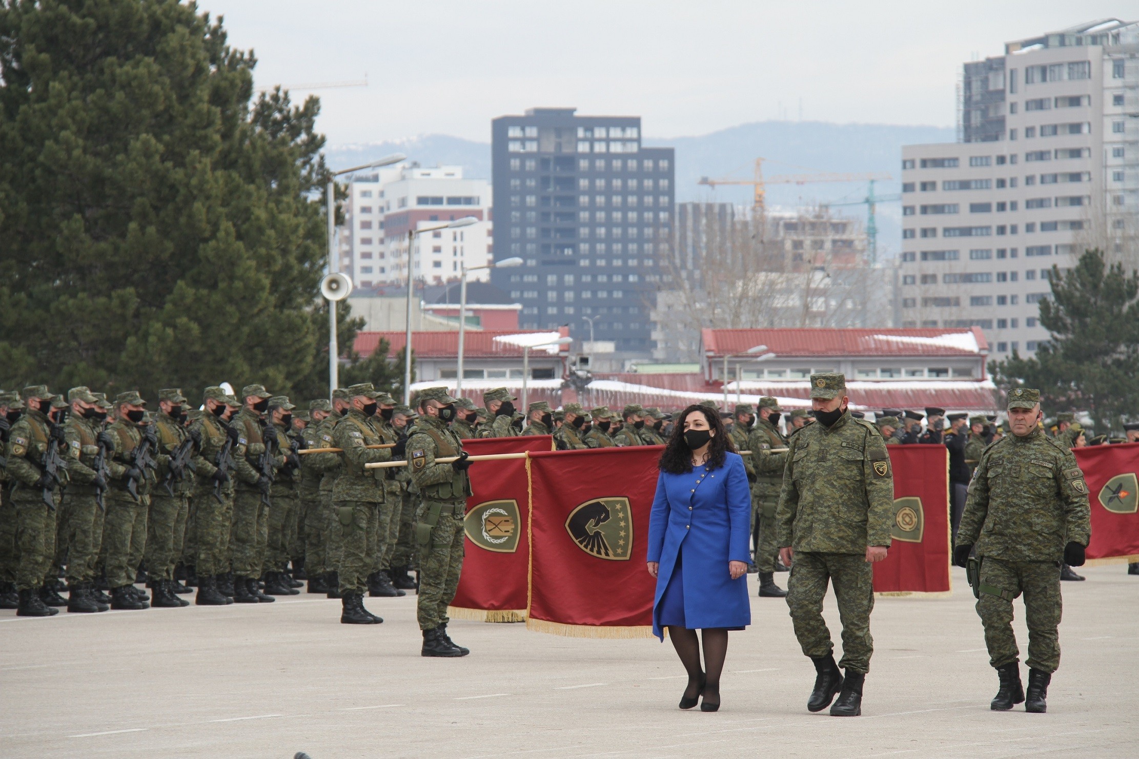 FSK me ceremoni ushtarake shënoi 13-të vjetorin e Pavarësisë së Kosovës
