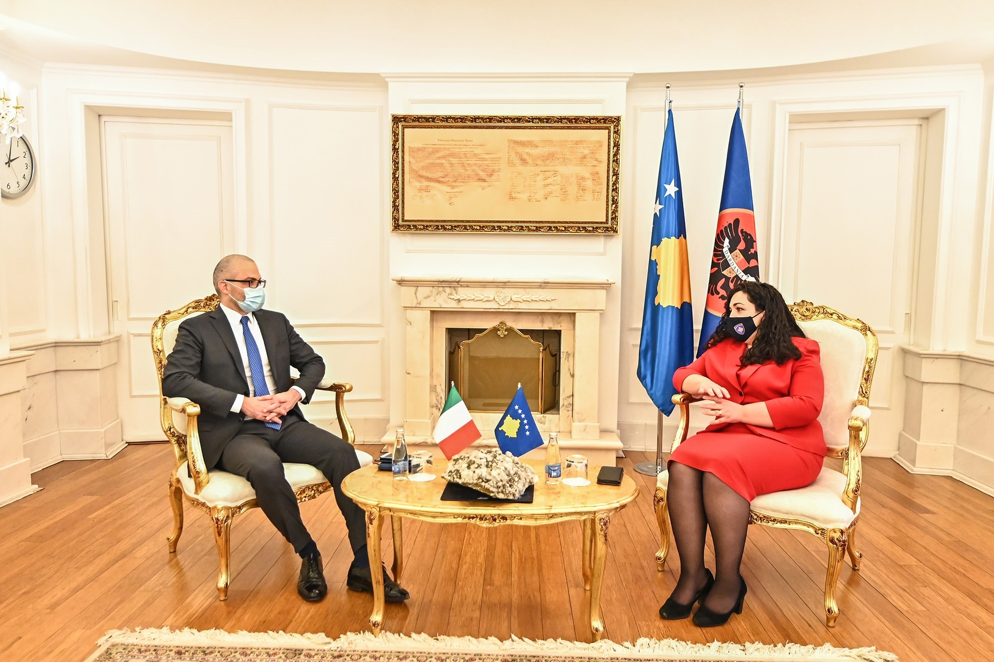 Presidentja Osmani priti në takim Ambasadorin Italian, Nicola Orlando
