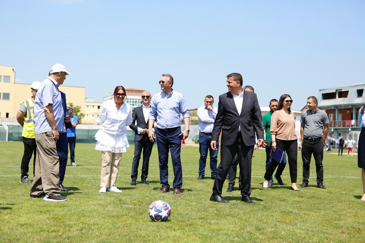 Ministrja Dumoshi vizitoi Komunën e Gjilanit