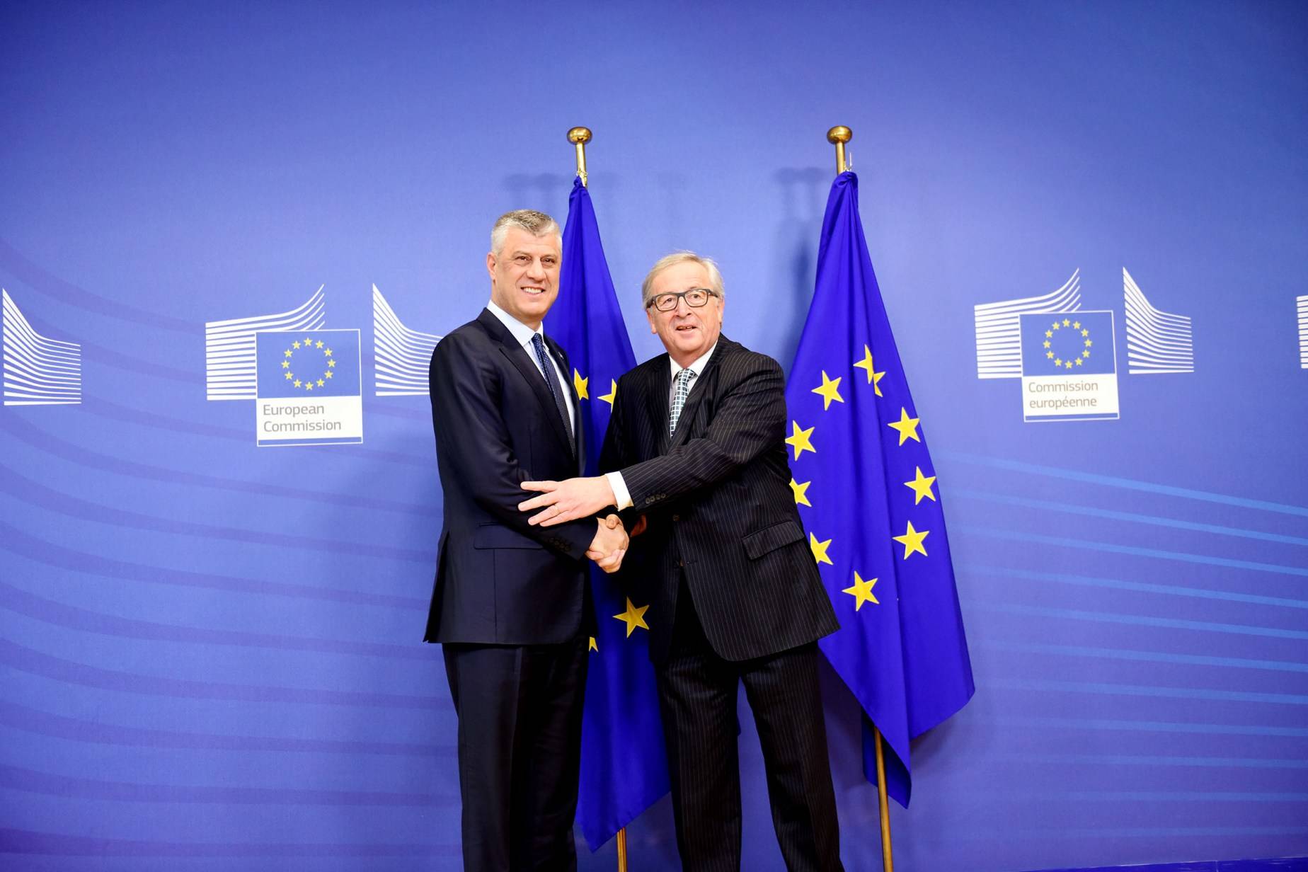 Thaçi dhe Juncker, bëjnë thirrje për votimin e demarkacionit